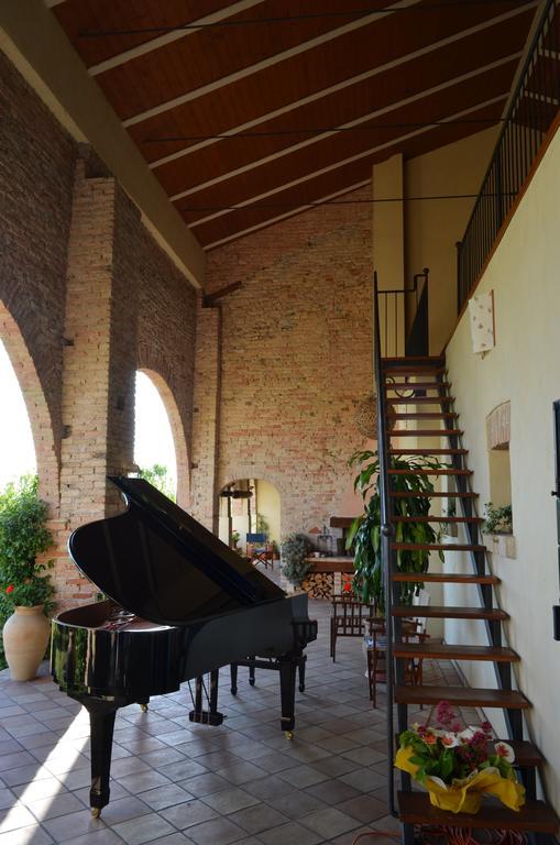 Hostal Il Rifugio Del Poeta San Biagio di Callalta Exterior foto